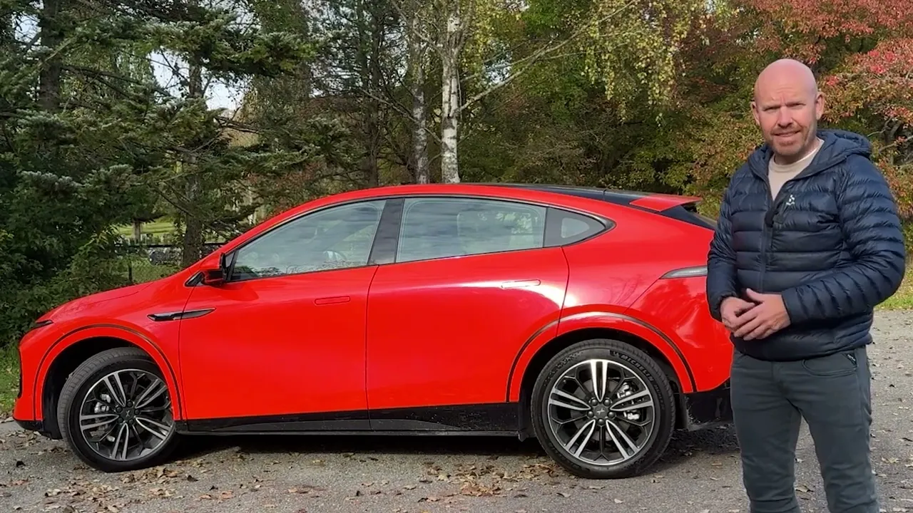 Test av Xpeng G6 Performance: Klassens nye ladesjef?
