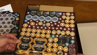 Unboxing Return to Dark Tower