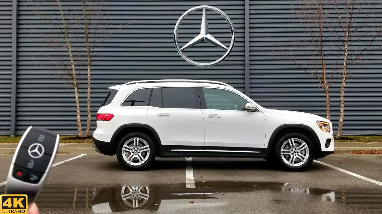 2020 Mercedes GLB 250 // Introducing the NEW Boxy Benz!