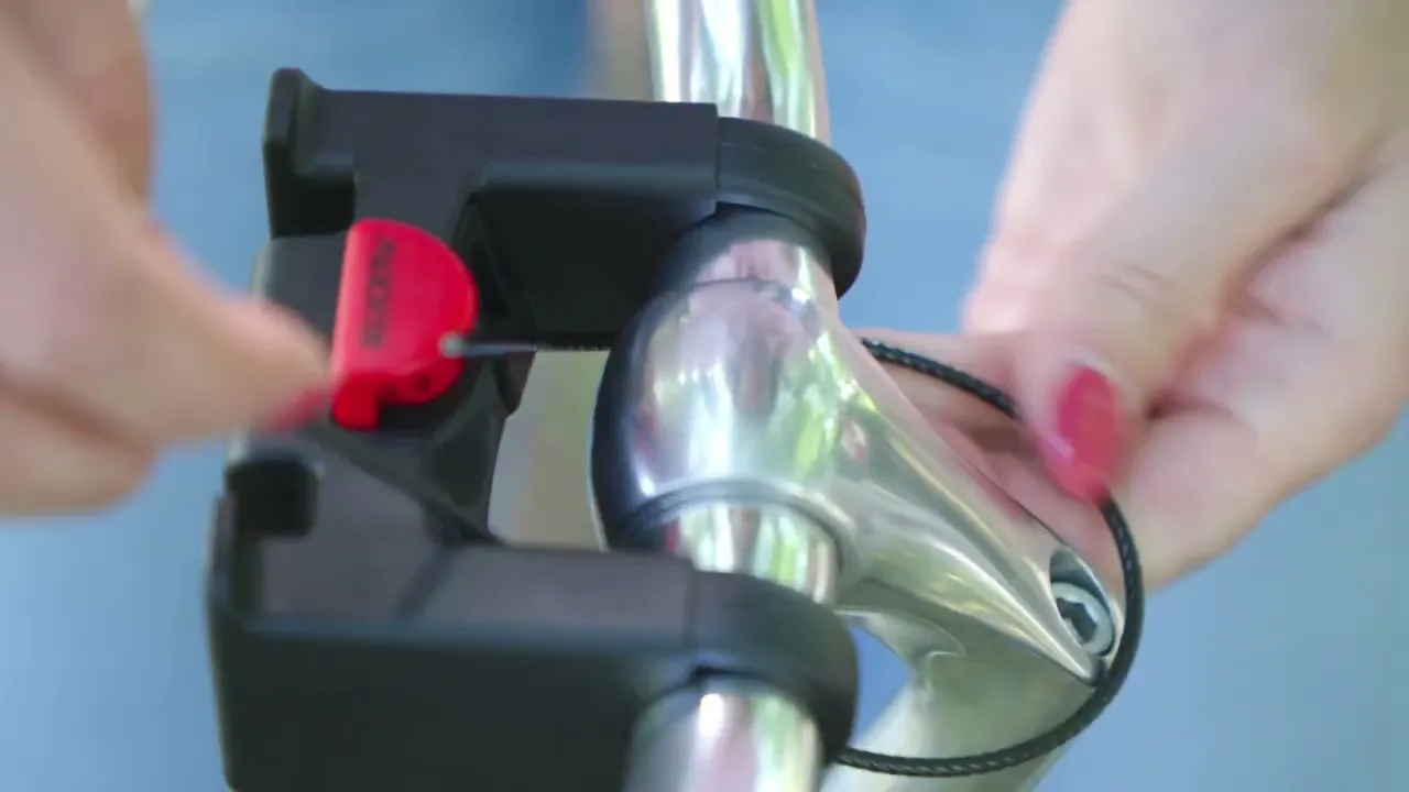 Переноска для дрібних собак для кріплення на велосипед Ferplast Atlast Bike 20 Rapid