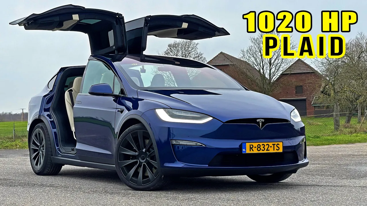 TESLA MODEL X PLAID | REVIEW on AUTOBAHN [NO SPEED LIMIT]