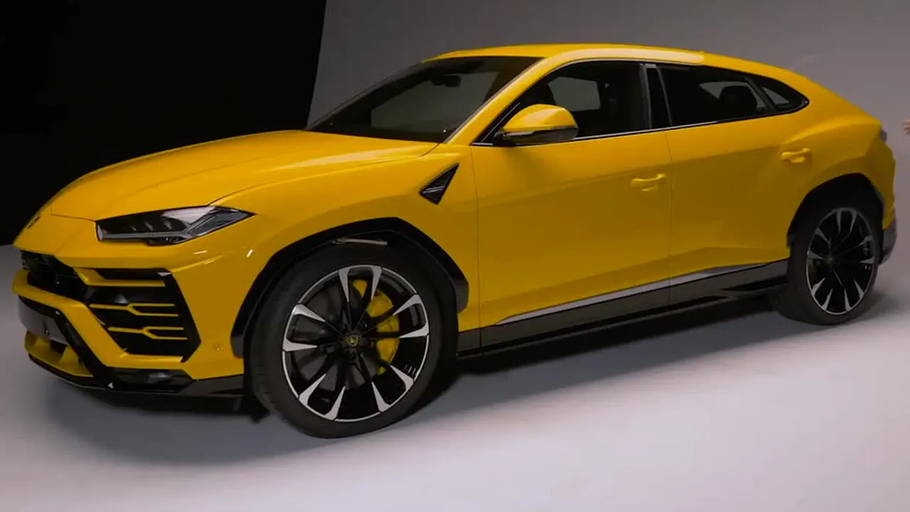Lamborghini Urus Walkaround | Top Gear