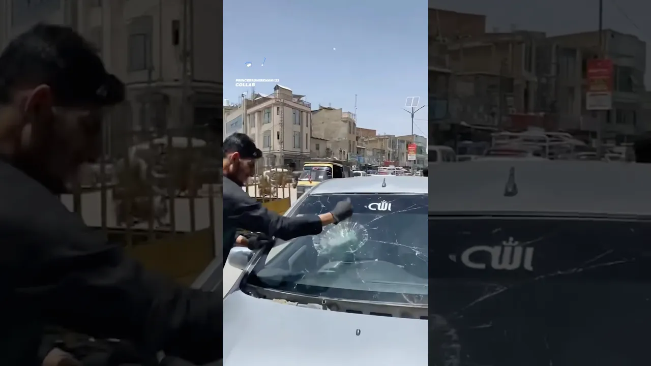 Replacing Smashed Windscreen! 💥 #cars #window #repairs