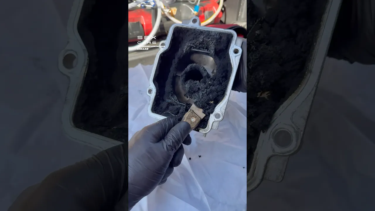 Cleaning Extremely Dirty Engine! 🧼 #clean #cleaning #engine