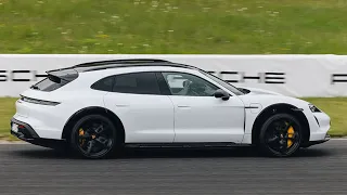 Porsche Taycan Turbo S Cross Turismo