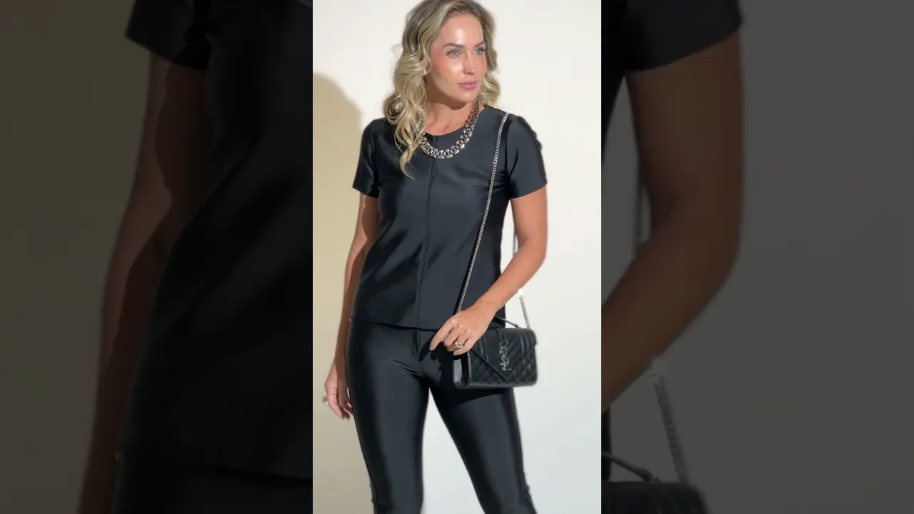 Calça Disco Flare e Blusa Luiza