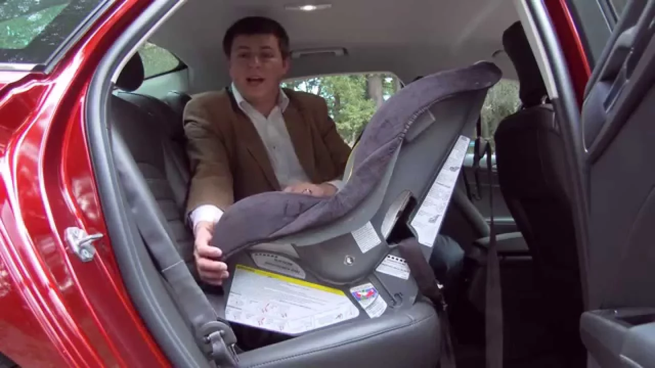 2015 Ford Fusion Child Seat / Infant Seat Review - In 4K