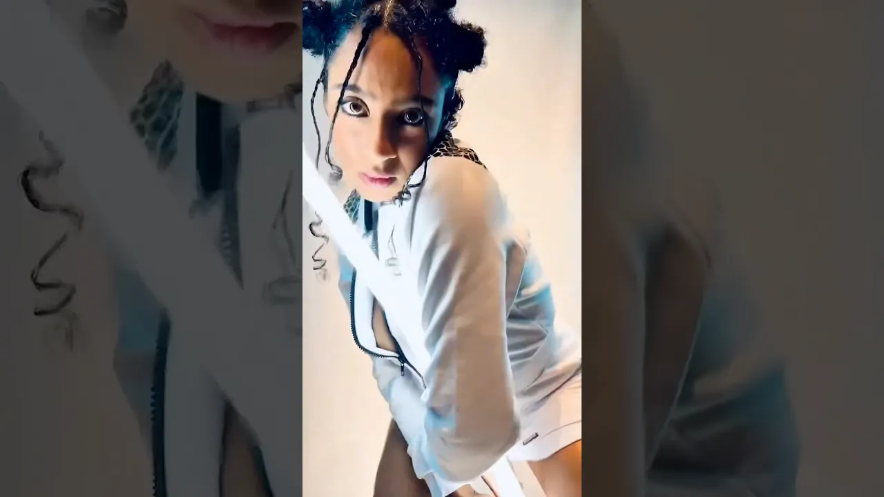 Vídeo de SPLENDOR | Roupas e Joias Autorais