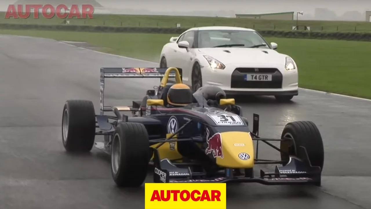 Nissan GT-R vs Formula 3 car video by autocar.co.uk
