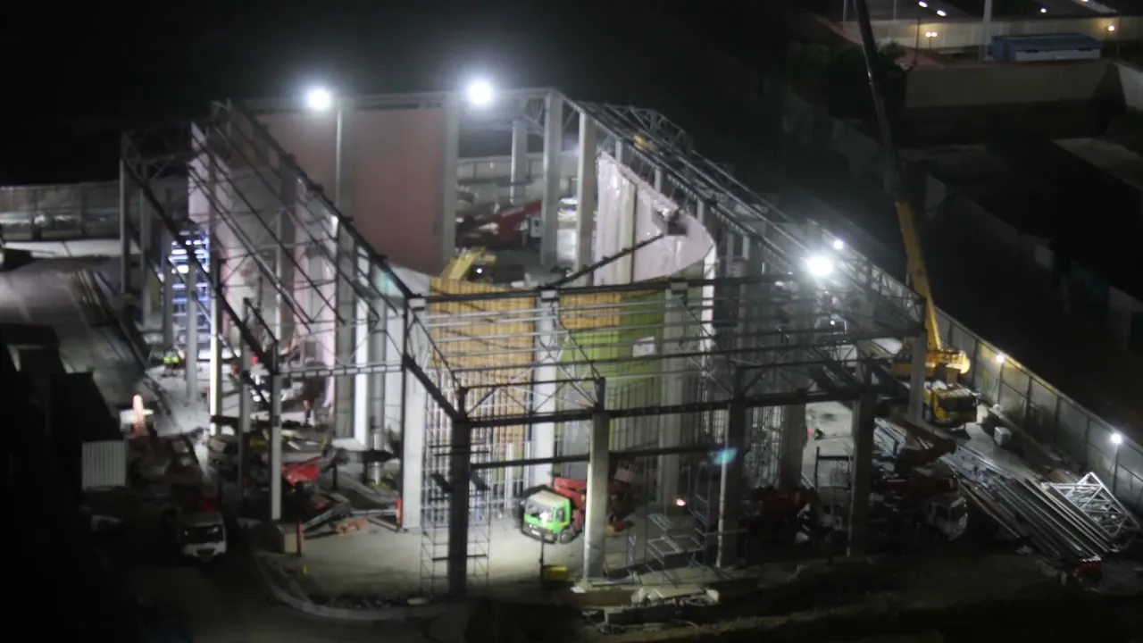 Uzbekistan Tashkent Opera House Timelapse Video