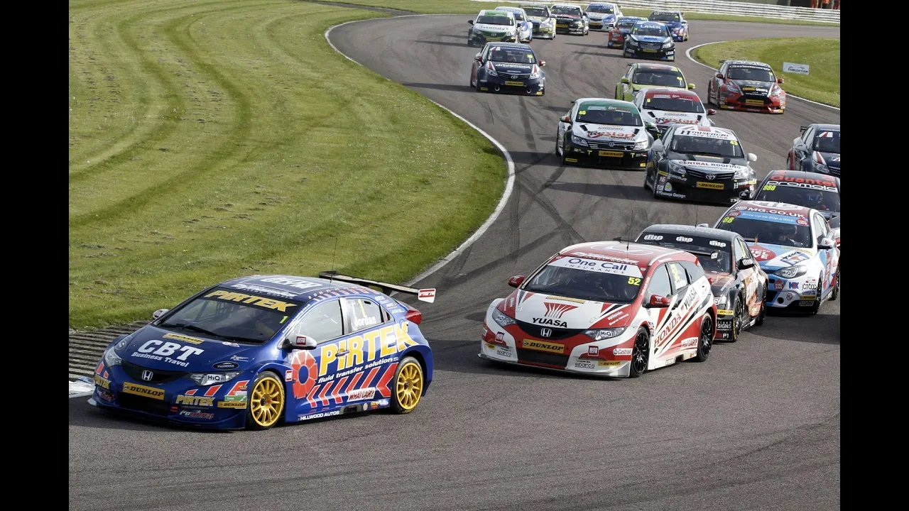 2014 Dunlop MSA British Touring Car Championship - highlights from Thruxton