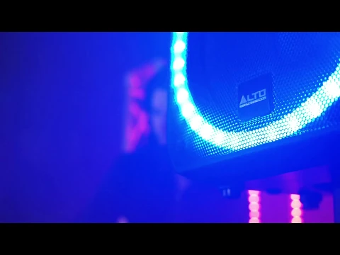 Product video thumbnail for Alto Professional Truesonic TSL115 15-Inch Powered Speaker with LED Light