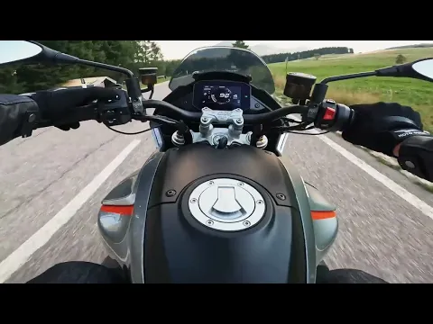 Moto Guzzi V100 Mandello S Demo 2023 Thumbnail alt