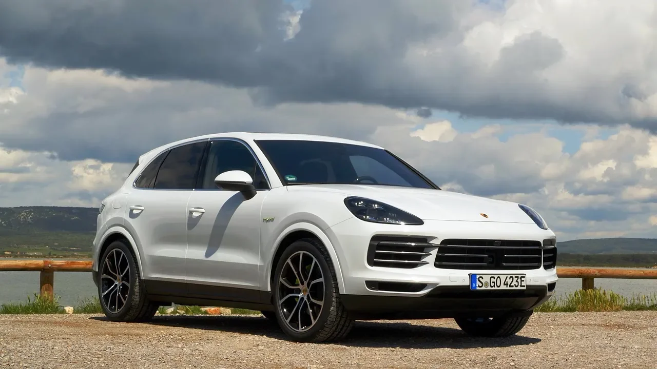 All-New 2019 Porsche Cayenne E-Hybrid review