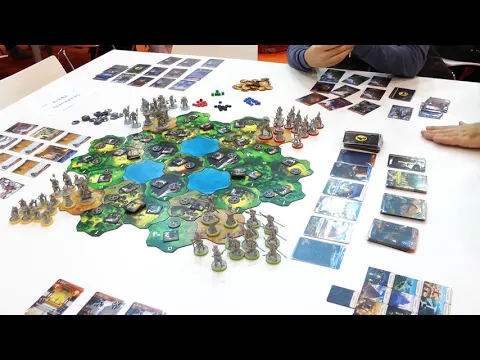 Monumental (Funforge) / Essen 2018