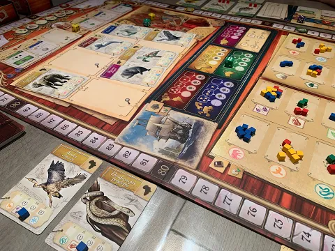 Encyclopedia : explication et analyse du jeu.
