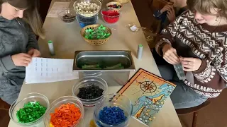 Assembling Slag in de Rondte het Bordspel