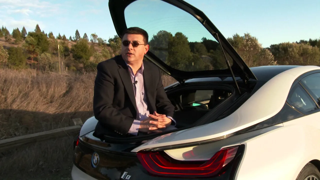 Coming on New Years Day: The 2016 BMW i8 Review
