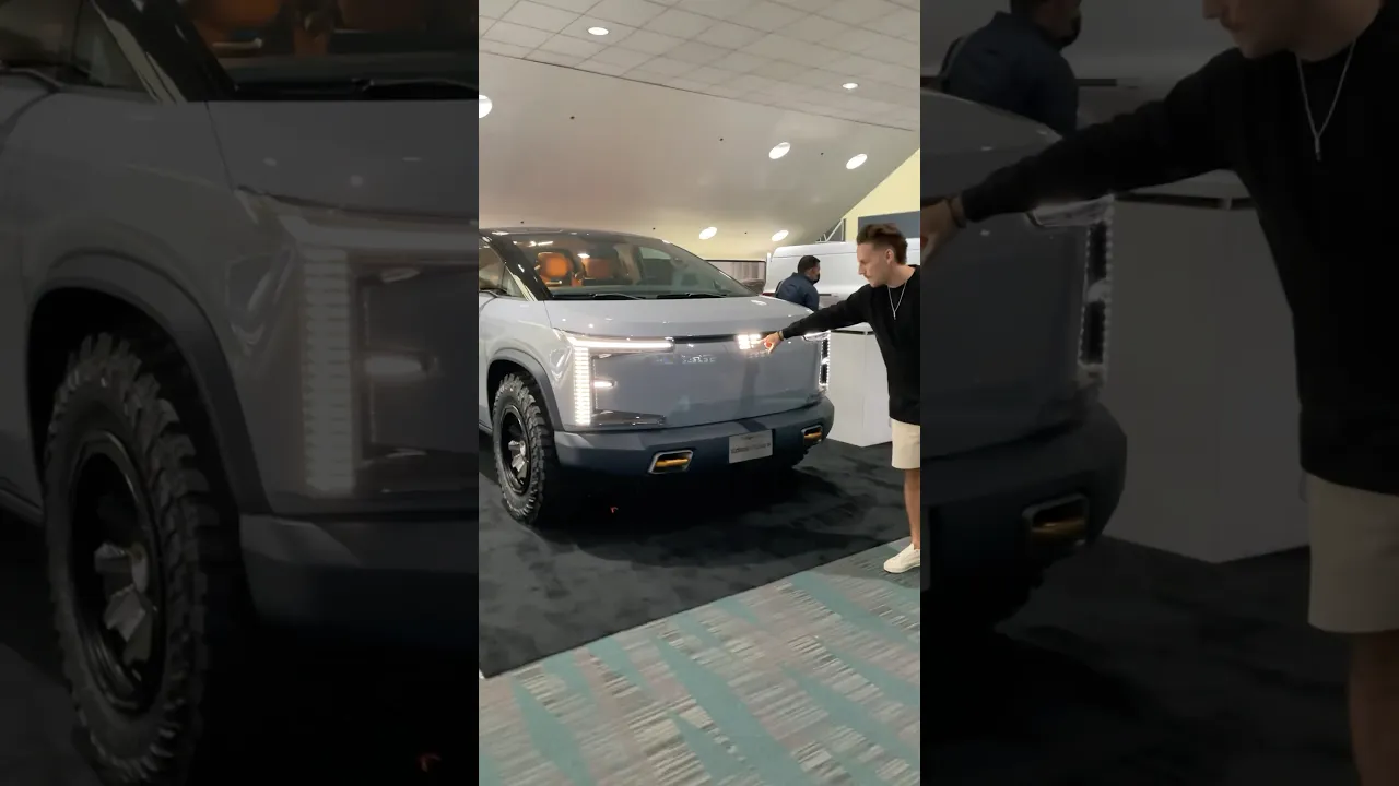 The New Tesla Cybertruck? 😱 #tesla #cybertruck #china
