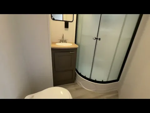 Cruiser A32bh 2025 Thumbnail alt