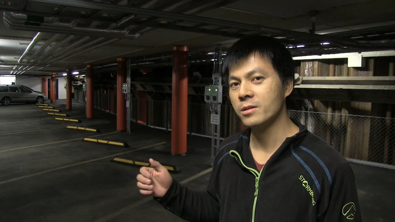 Vulkan parking garage with 102 stalls and 50 kWh battery