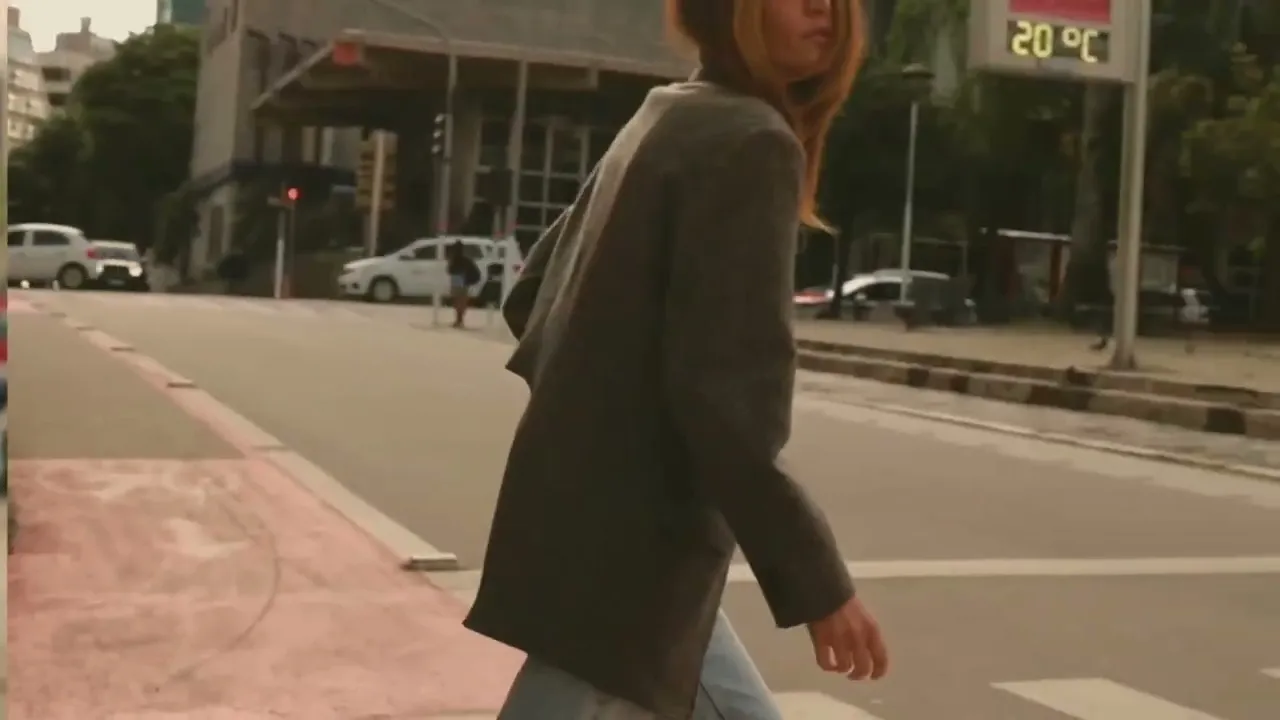 Vídeo de 2nd__second - NASCIDA E CRIADA EM SP. // BORN AND BRED IN SAO PAULO, BRAZIL. 