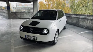 Test av Honda E – Stadsbilen där retro möter framtiden