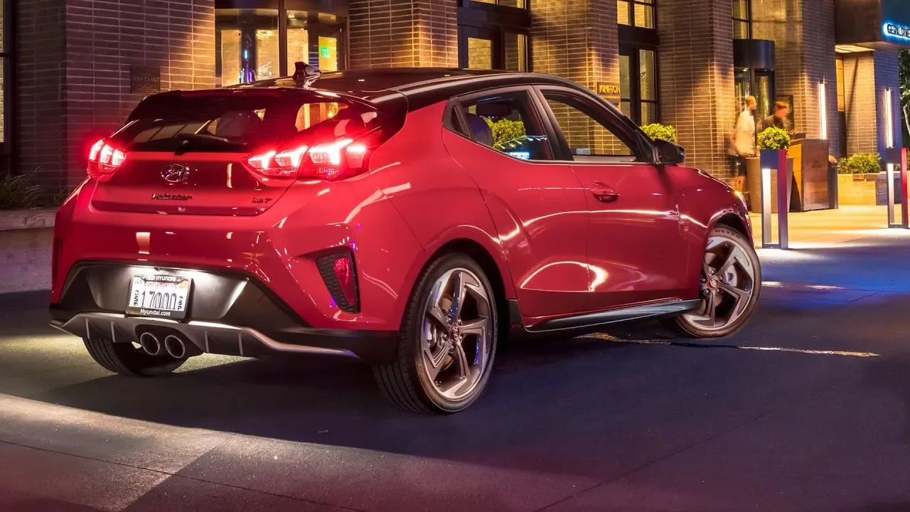 2019 Hyundai Veloster - Review