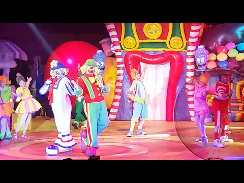 LARA FOI NO CIRCO DO PATATI E PATATÁ