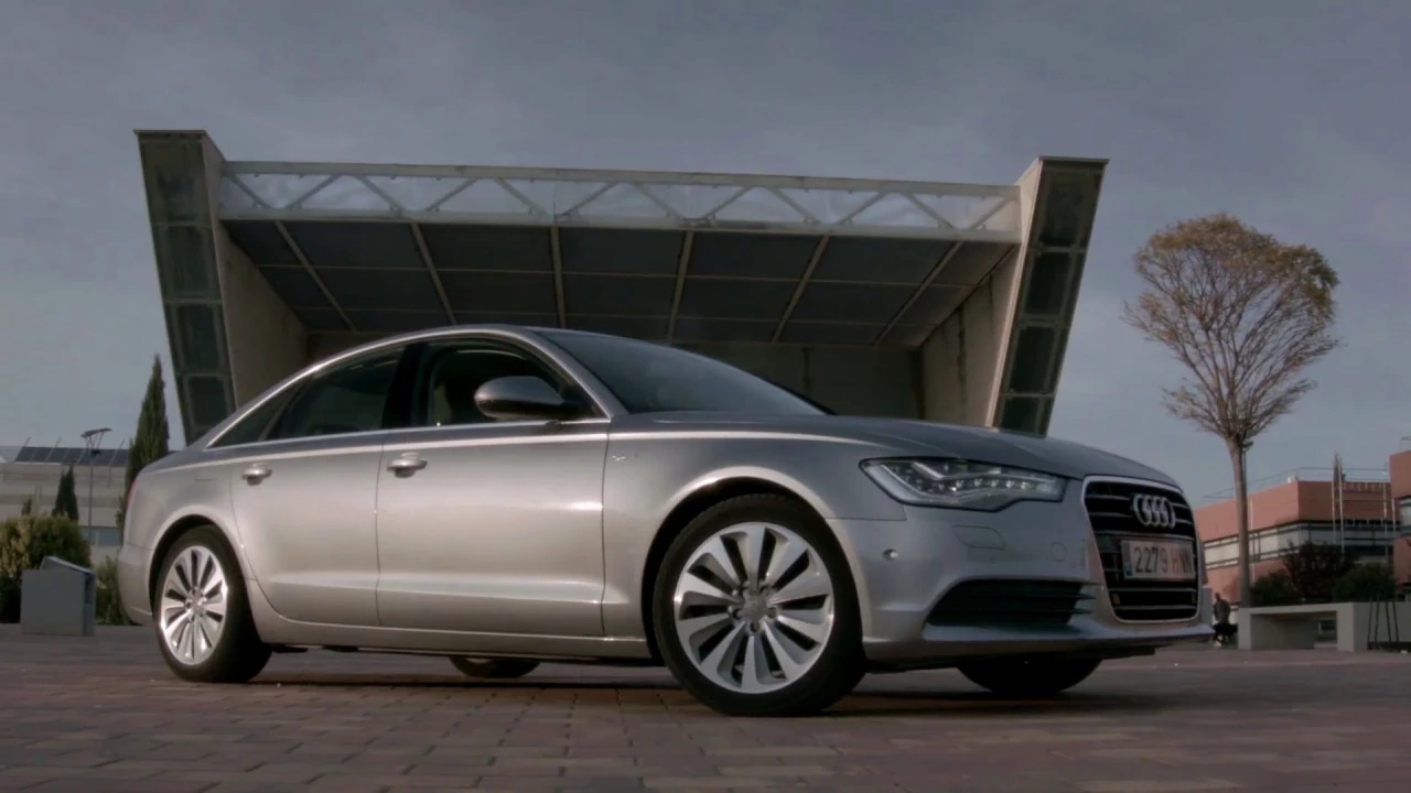 Híbrido o eléctrico: Manejo de la información y conducción eficiente - Audi A6 hybrid -