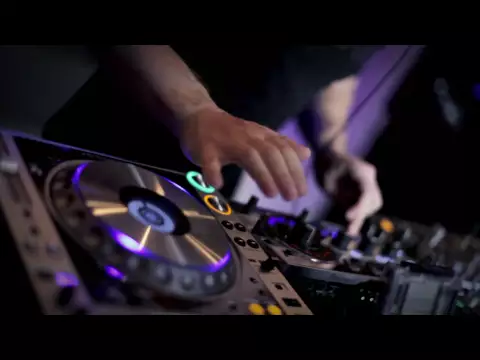 Product video thumbnail for Pioneer DJ RMX-1000-M Platinum DJ Remix Station