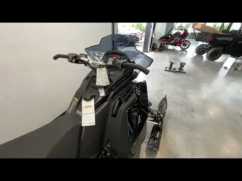 Polaris 850 Indy Xc 137 2027 Thumbnail alt