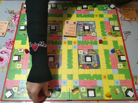 How to Play Spy Ring