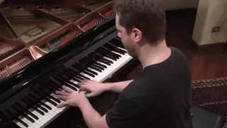 Silvio Santos música Pião da Casa Própria no piano e assobiada
