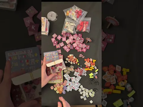 Queen Alice - Unboxing, Punching, Sorting