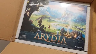 Unboxing Arydia (in french).