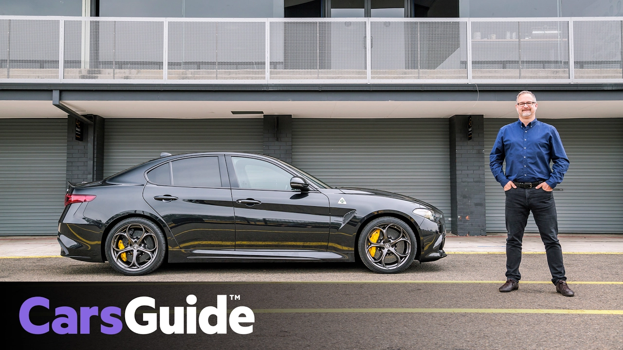Alfa Romeo Giulia QV 2017 review | first Australian track drive video