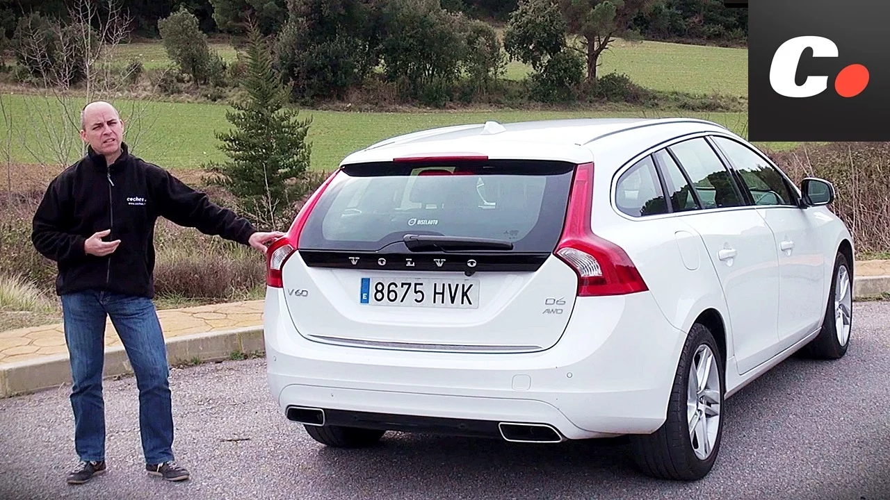 Volvo V60 Plug-In Hybrid | Prueba / Análisis / Test / Review en español | coches.net