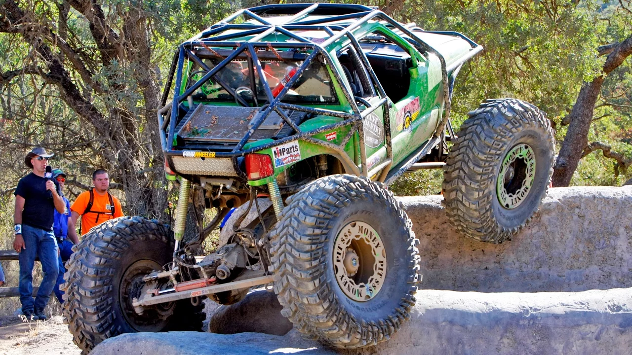 Hill Climb and Coal Chute! - Top Truck Challenge 2014