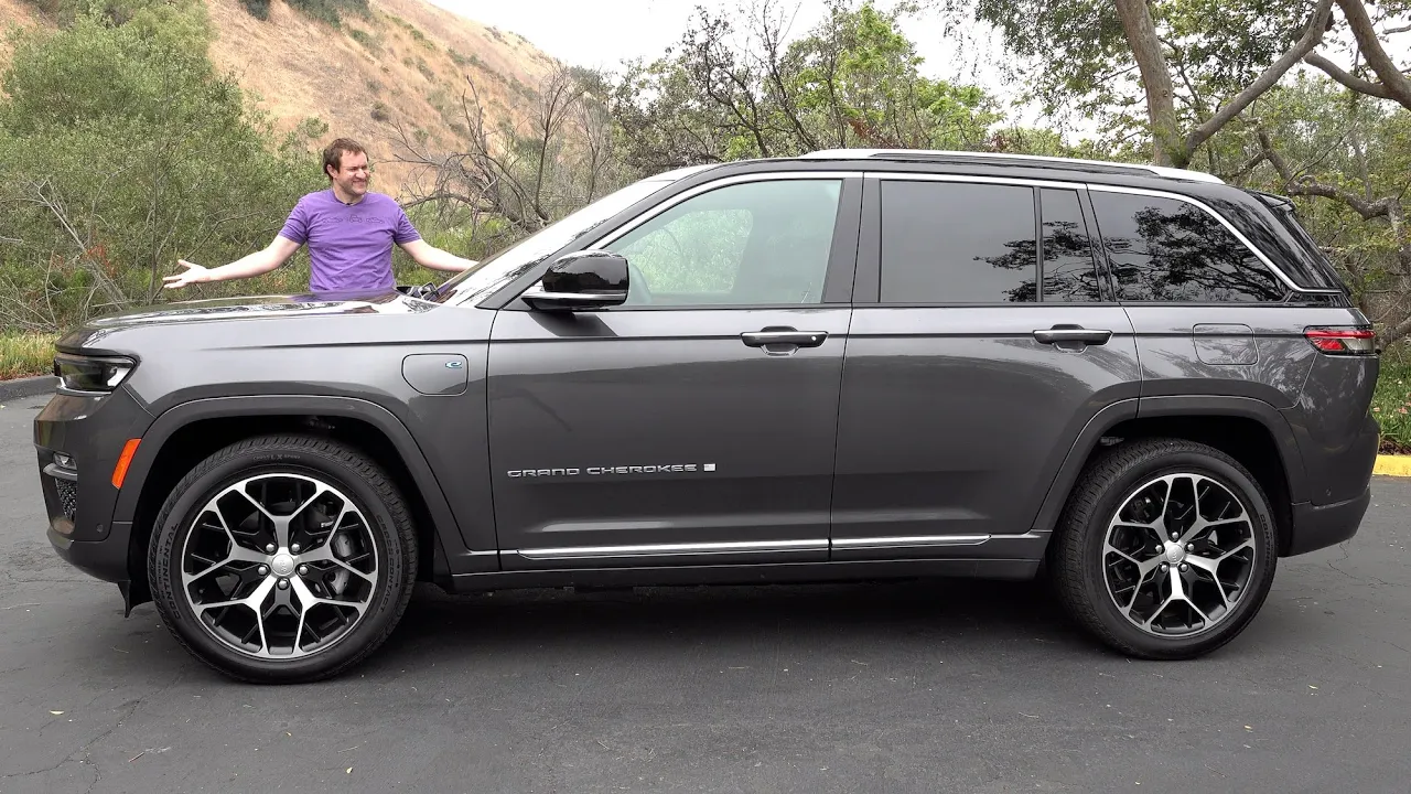 The 2022 Jeep Grand Cherokee 4xe Is Jeep Going Electric
