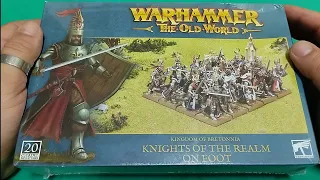 Warhammer - The Old World - Kingdom of Bretonnia - Knights Of The Realm On Foot Unboxing