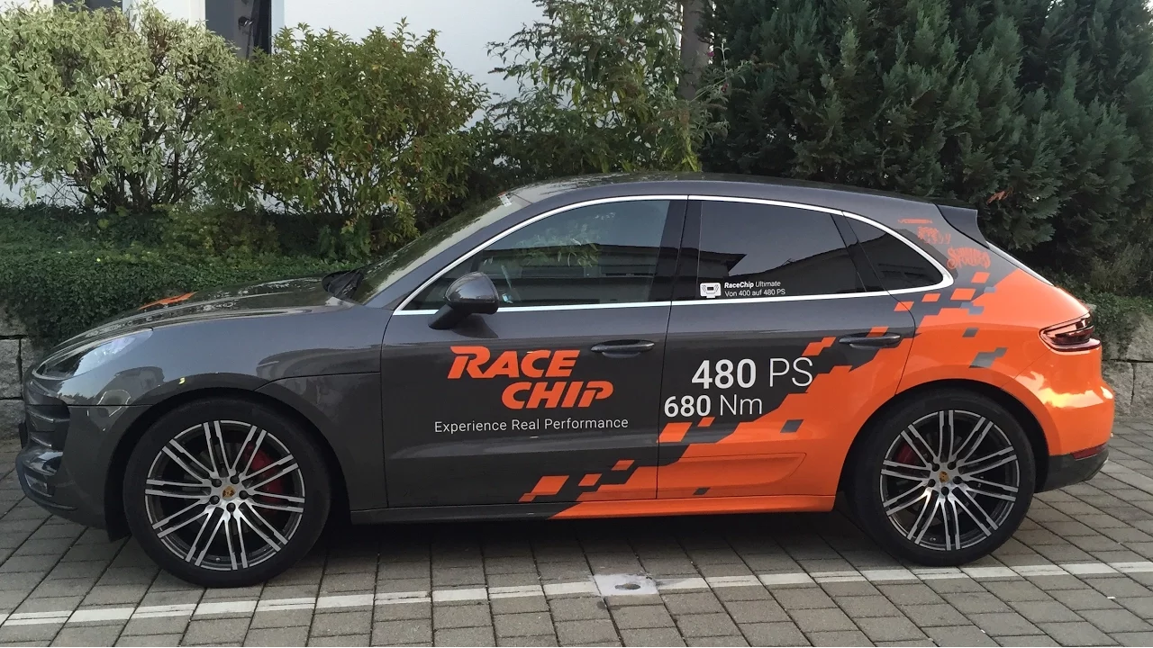 Porsche Macan Turbo Review RaceChip - Turbo S for less? (English Subtitles)