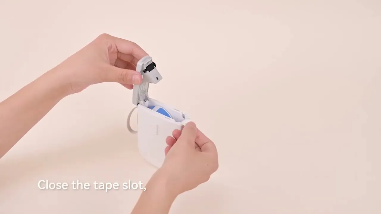 Термопринтер для печати наклеек NIIMBOT D11_H Black 300 dpi