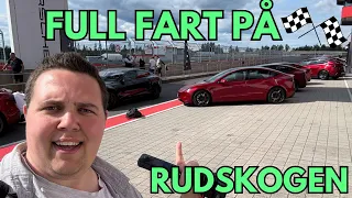 Tesla Model S Plaid vs Model 3 Performance – test på bana i Norge