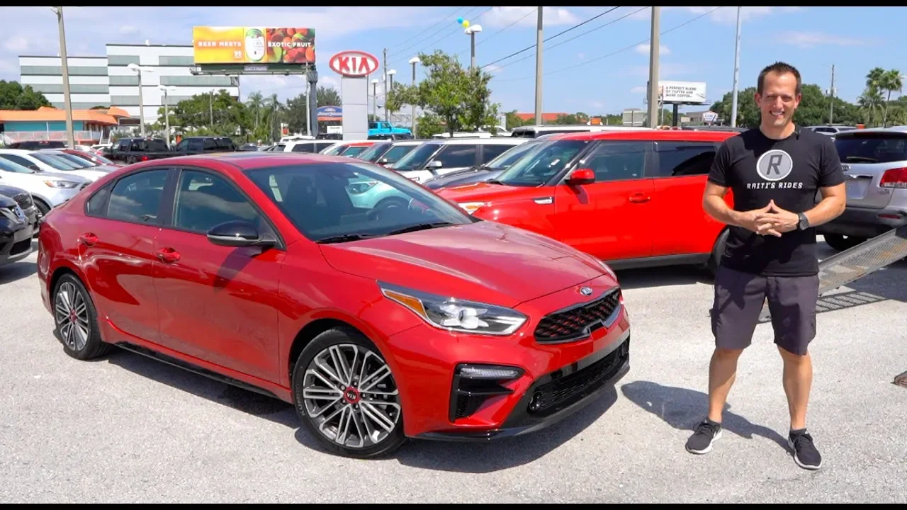 Should you BUY a 2020 Kia Forte GT instead of a Honda Civic Si?