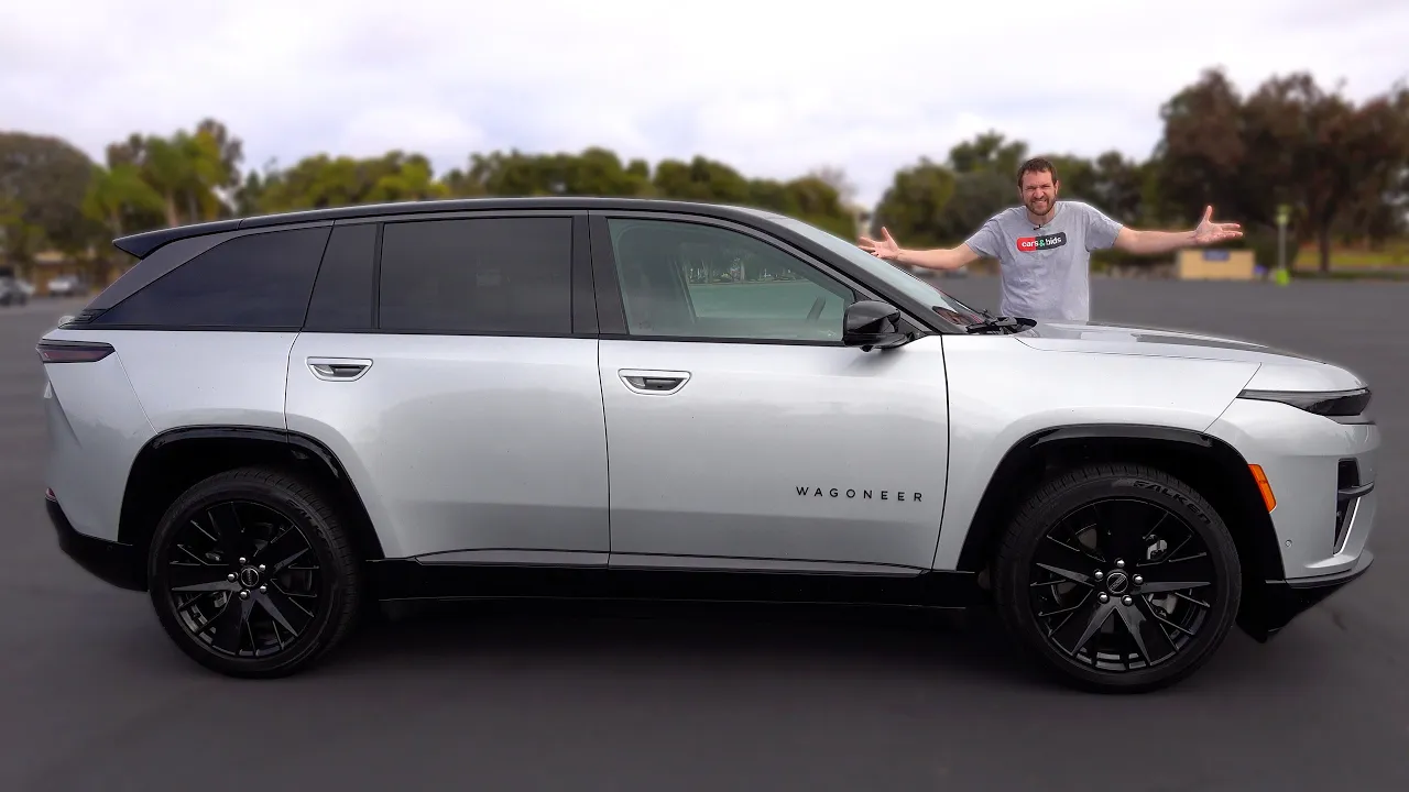 The 2025 Jeep Wagoneer S Is a 600-Horsepower Electric Jeep