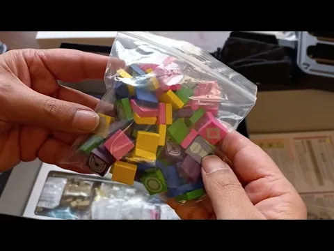 Unboxing Snowdonia: Deluxe Master Set