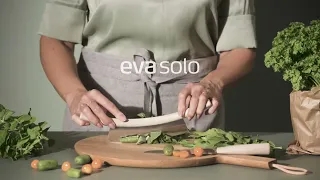 Eva Solo Green Tool Herb Chopper product video.
