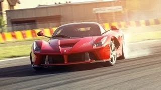 LaFerrari Hot Lap | Top Gear