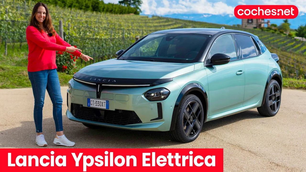 Lancia Ypsilon eléctrico ¡lo conducimos! | Prueba / Test / Review en español | coches.net